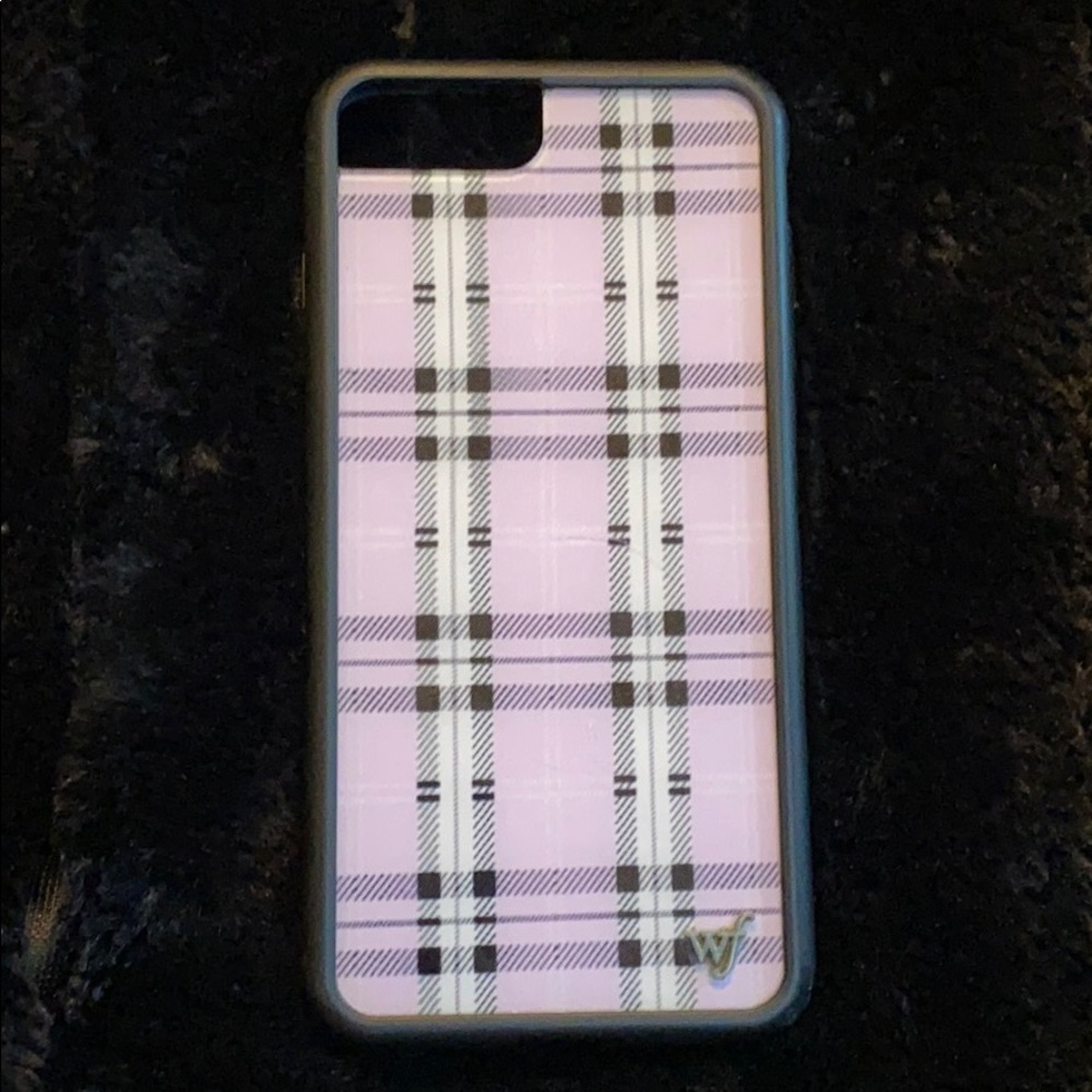 Wildflower 8+ Phone case. 💕 pink plaid